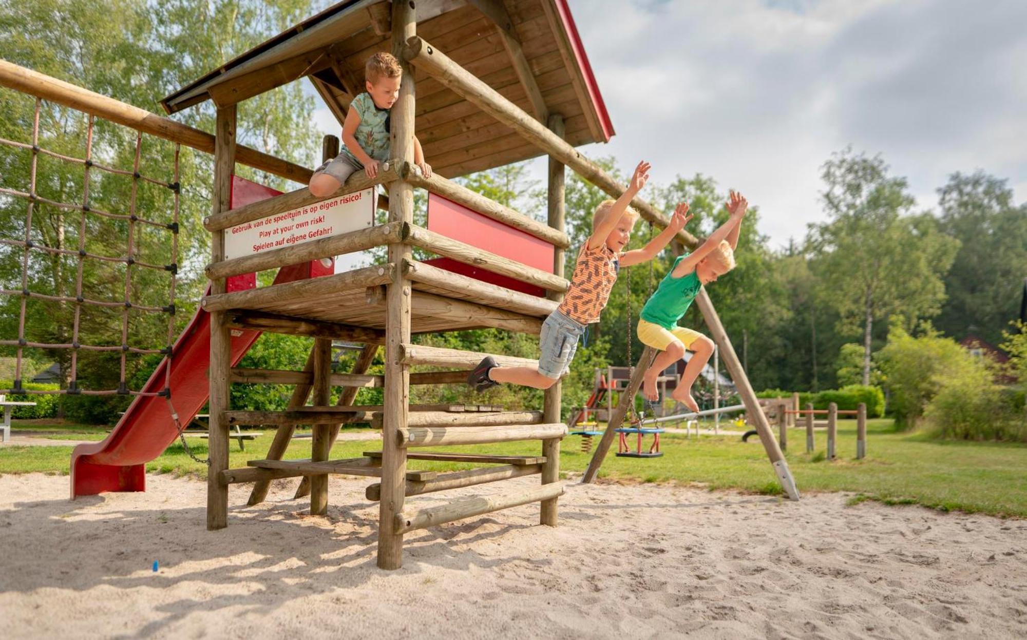 Vakantiepark Bosmeer Friesland Noordwolde  Экстерьер фото